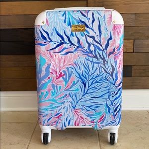 Limited Edition Lilly Pulitzer roller luggage